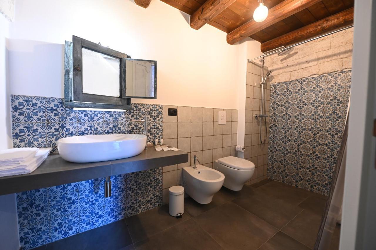 モノーポリ Casale Sette Volte Bed & Breakfast エクステリア 写真