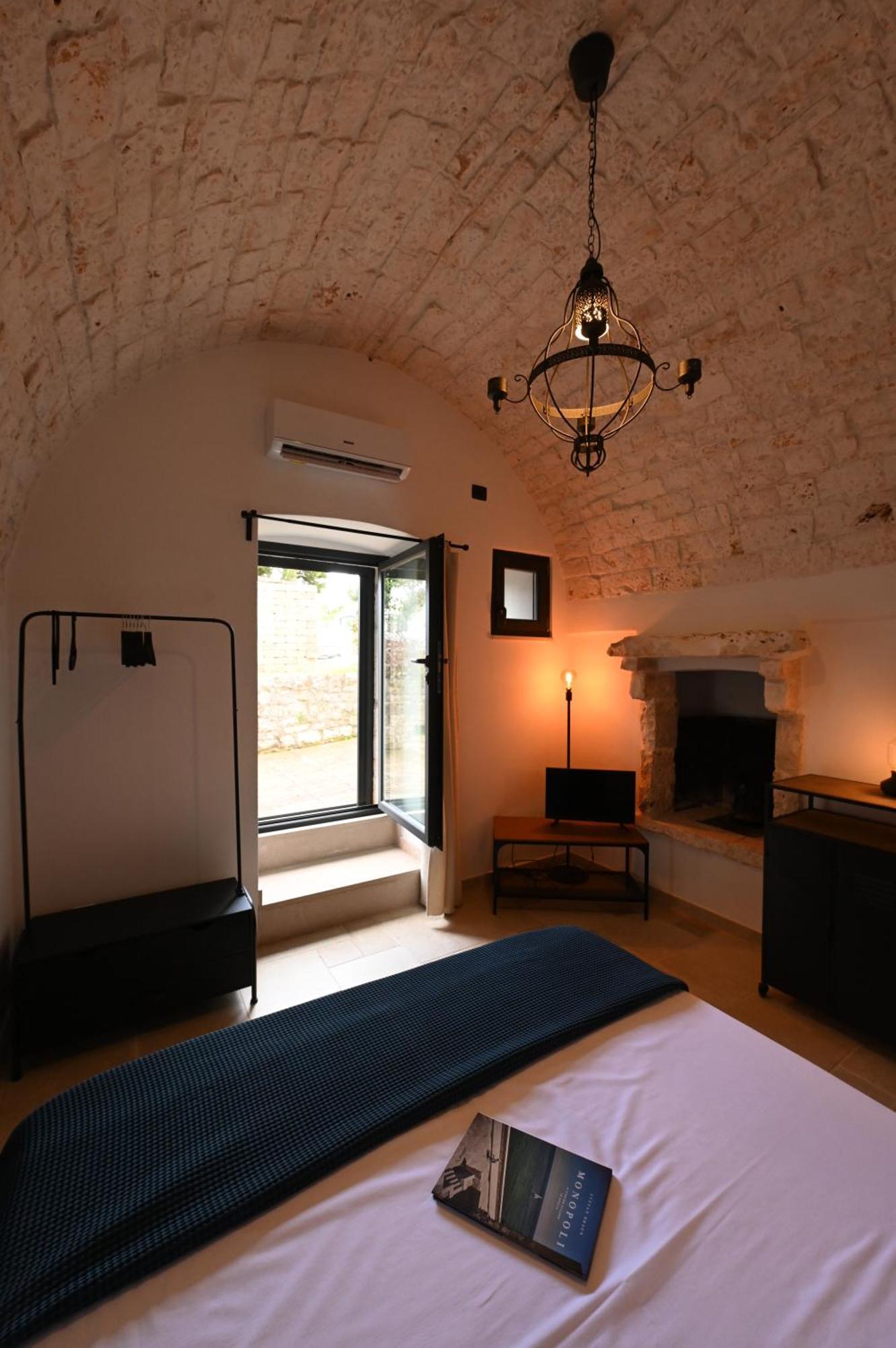 モノーポリ Casale Sette Volte Bed & Breakfast エクステリア 写真