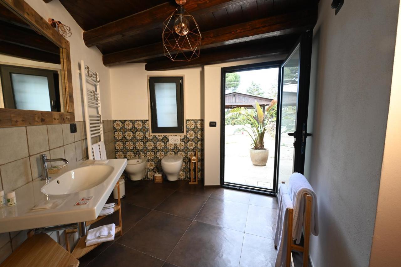 モノーポリ Casale Sette Volte Bed & Breakfast エクステリア 写真